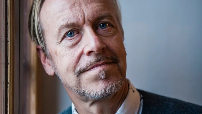 Konsten har följt Ernst Billgren i 50 år – sju dagar i veckan. "Många växer upp och byter spår, jag bara fortsatte", säger han.
