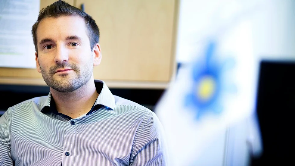 Kim Fredriksson (SD) vill ha bättre information från polisen inskrivet i planen.