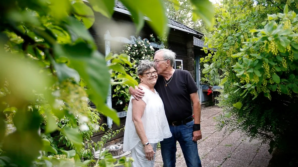 Tillsammans har Kristina och Lars Sjökvist skapat en trädgård för att de tillsammans med barn och barnbarn ska finna ro och glädje.