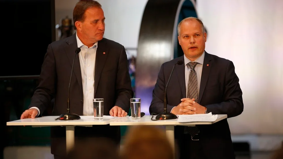 Statsminister Stefan Löfven och justitie- och inrikesminister Morgan Johansson under pressträffen i Eskilstuna.