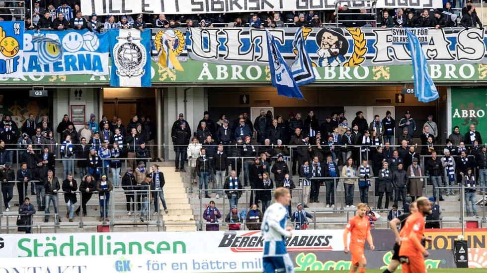 Motståndet mot AFC Eskilstuna har varit tydligt från läktarhåll under Allsvenskan. Så här såg det ut när AFC spelade borta mot IFK Göteborg.