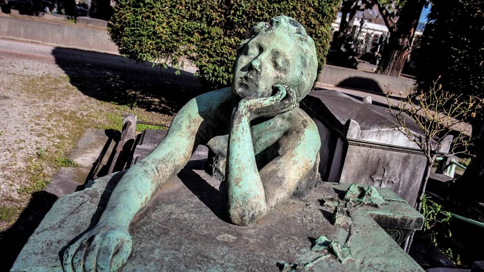 Cimitero Monumentales påkostade gravar är en konstupplevelse i sig.
