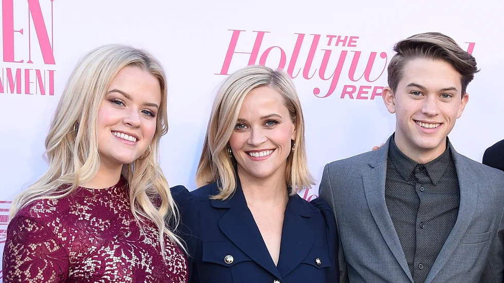 Reese Witherspoon (mitten) med barnen Ava och Deacon Phillippe. Arkivbild.