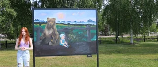 Piteåungdomar höll vernissage i Södra hamn – sommarjobbar med konst: "Det är min dröm"