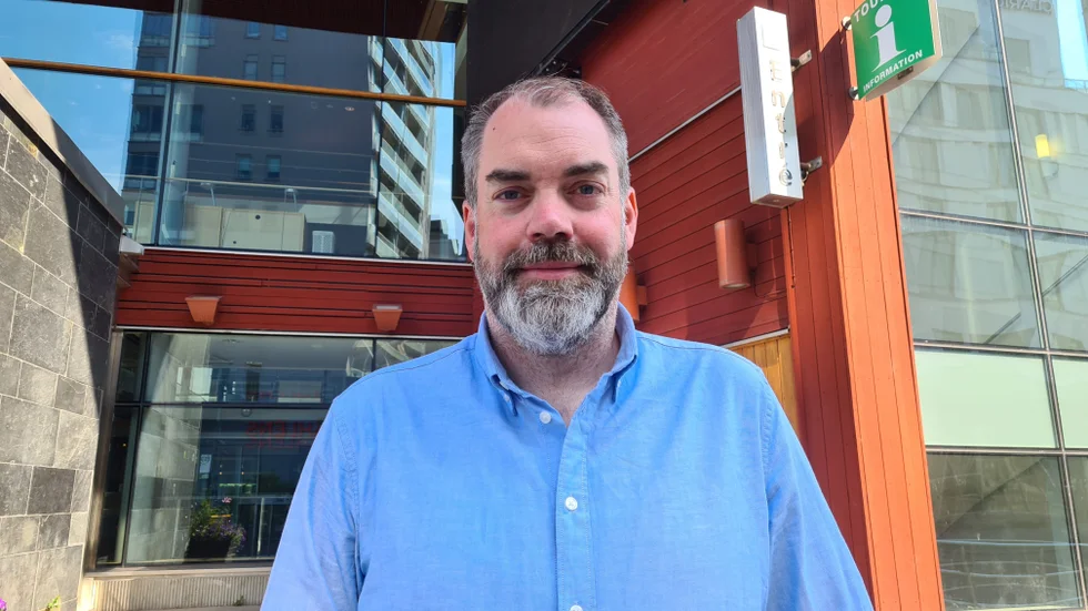 Fredrik Lundh Sammeli, ordförande för socialdemokraterna i Norrbotten, föreslår nu nya satsningar som ska på att hjälpa kommunerna att klara den gröna omställningen