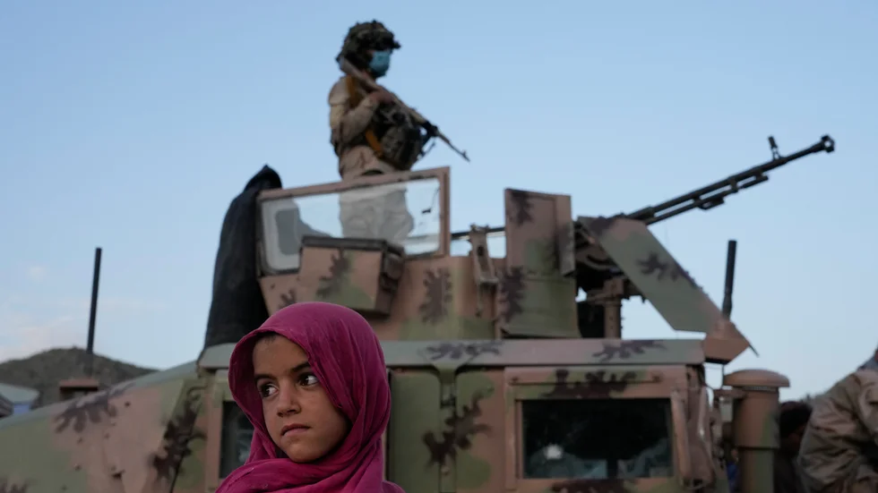 Flickor och kvinnor har blivit av med flera grundläggande mänskliga rättigheter i Afghanistan, rapporterar FN. Arkivbild.