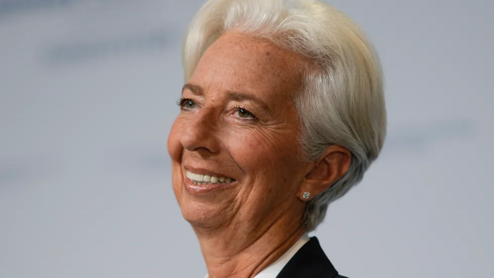 Europeiska centralbanken (ECB), med chefen Christine Lagarde (bilden), slog till med en oväntad dubbelhöjning av räntan. Arkivbild.