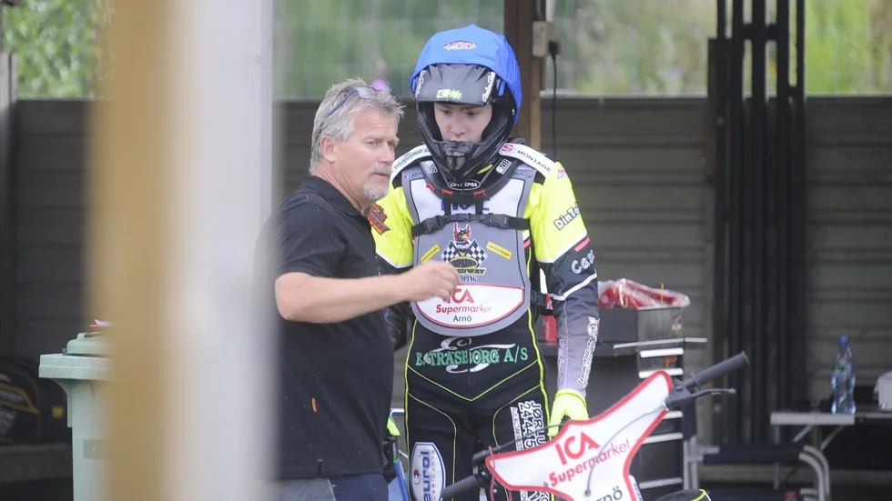 Silas Hoegh kraschade under helgen och har nog kört sin sista match för Griparna den här säsongen. Den här veckan väntar två otroligt viktiga matcher för laget. 