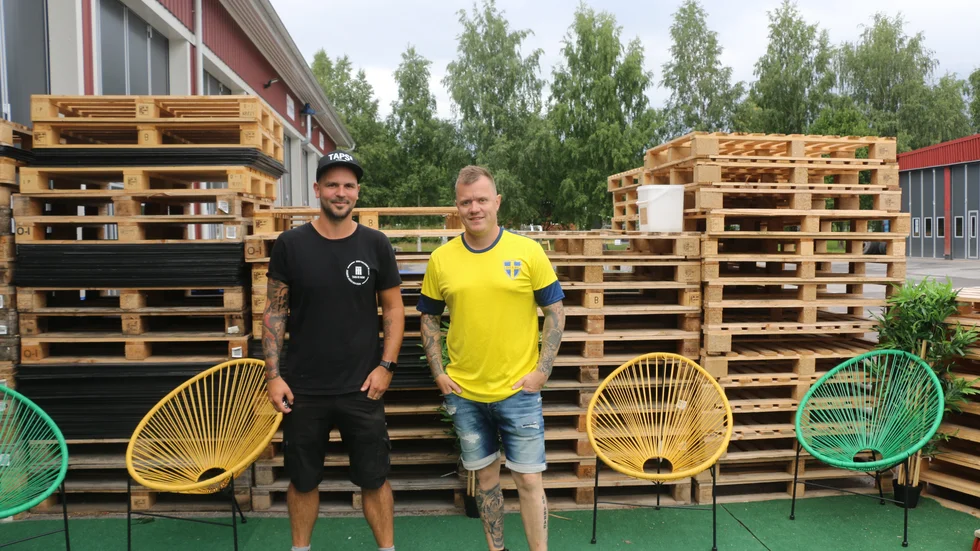 Fredrik Nilsson och Gustaf Ahlin ser fram emot folkfesten.    