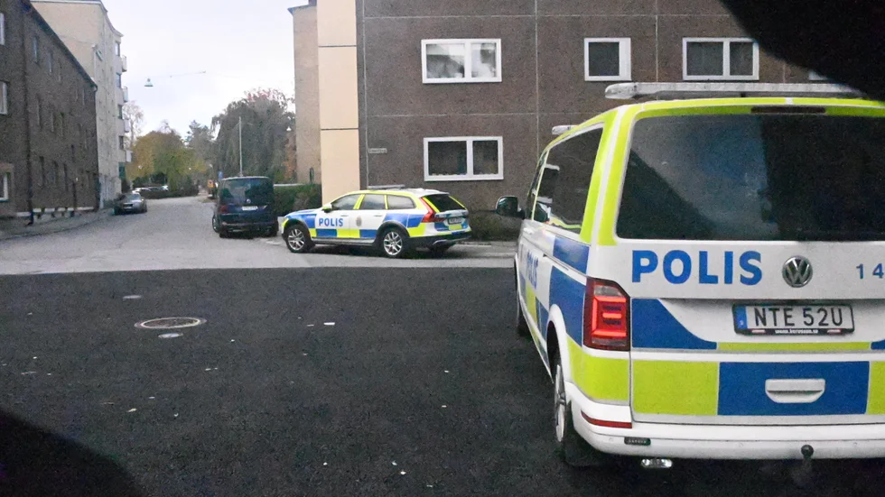 Polisen utreder ett allvarligt brott på Smedjegatan.