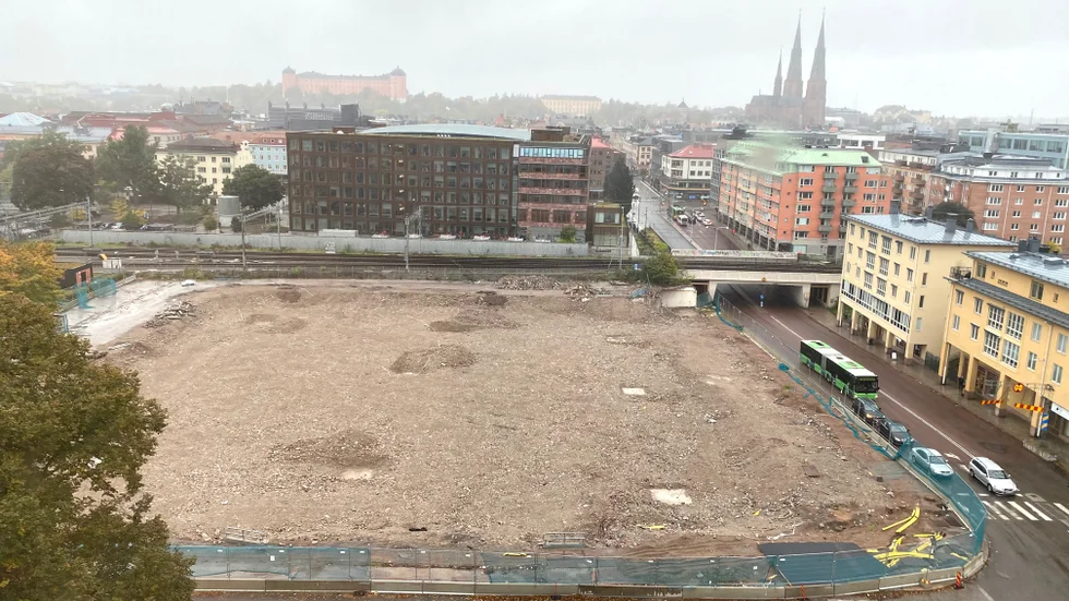 Så här ser kvarteret ut i dag. Byggstarten skjuts fram på obestämd tid på grund av den ekonomiska situationen.