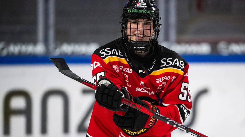 Daniela Pejsova har signerat ett treårsavtal med Boston.
