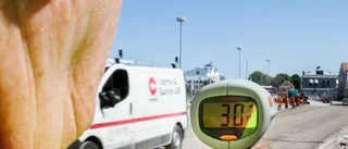 Vägombud håller koll på trafiken