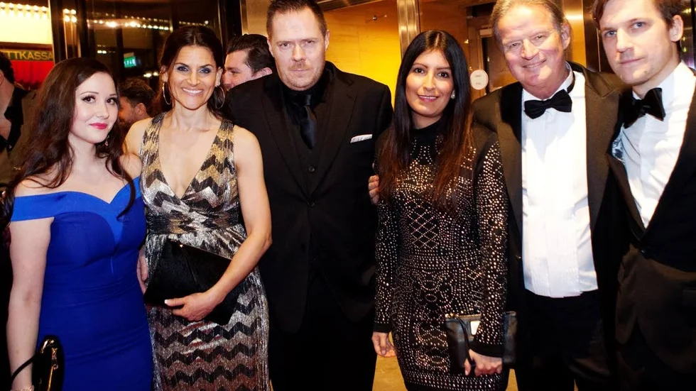 Inget guld. "Sophelikoptern" blev inte "Bästa film". På bild: Jessica Szoppe (huvudrollsinnehaverska), Harriet Wikström, Jonas Selberg Augustsén (regissör), Minea Sandström, Jan Sandström (kompositör) och Andreas Emanuelsson (producent).