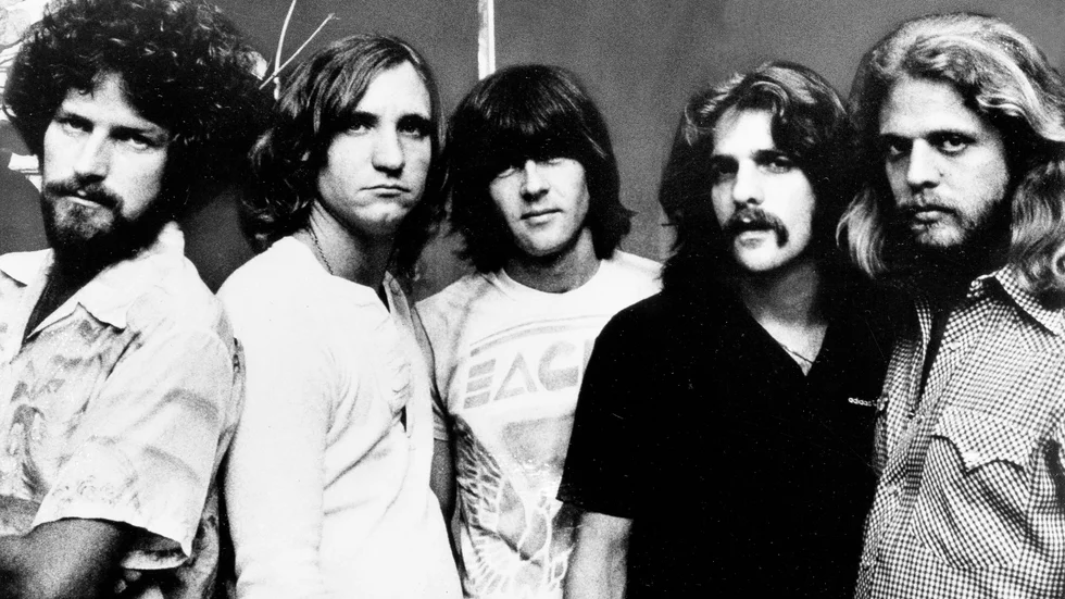 Den amerikanska rockgruppen Eagles 1977. Från vänster trummisen Don Henly, gitarristen Joe Walsh, basisten Randy Meisner och gitarristerna Glenn Frey och Don Felder.
