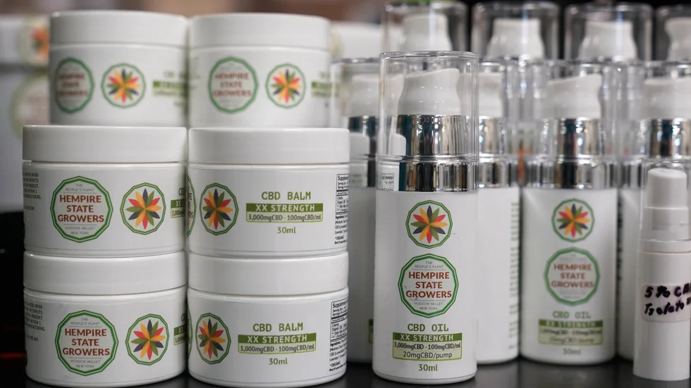 Det finns inga regler som säger att privatpersoner inte får beställa hem CBD-produkter. Arkivbild.