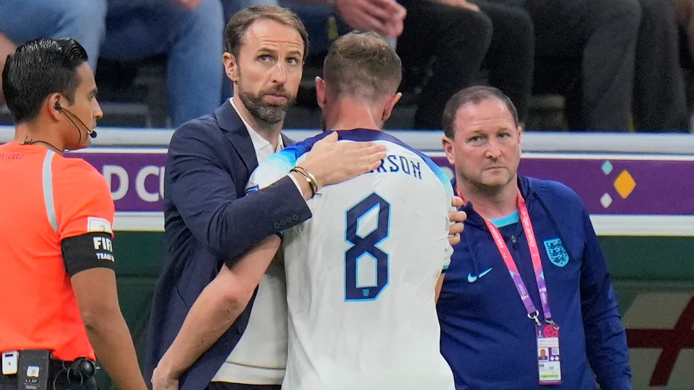 Englands förbundskapten Gareth Southgate (till vänster) och Jordan Henderson (till höger). Arkivbild.