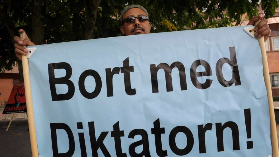Demonstration utanför Eritreas ambassad, till stöd för Dawit Isaak och mot den eritreanska regimen.