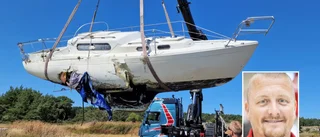Den grundstötta segelbåten utanför Fårö har bärgats