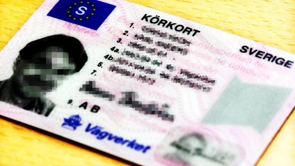 Det kan bli dyrt att glömma körkortet hemma.
