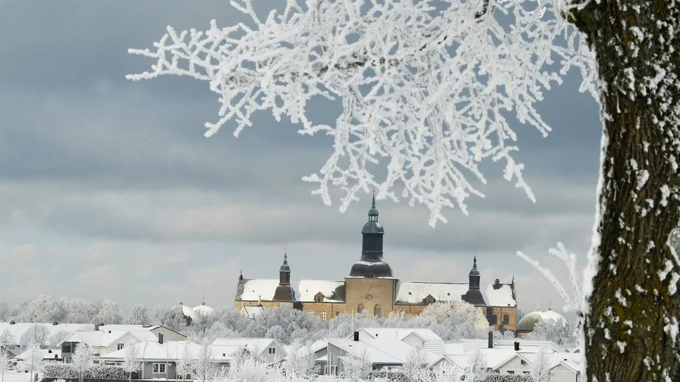 Slottet sett från Väderstadrondellen.