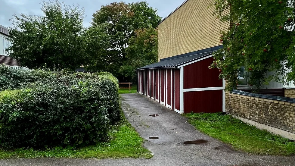 Förråden används för cyklar, gräsklippare, trädgårdsredskap, barnvagnar och mycket annat, menar insändarskribenten.