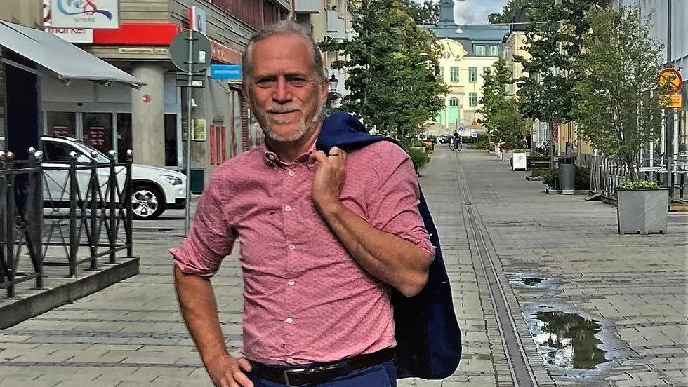 Blir Daniel Helldén (MP) den som efterträder Per Bolund som Miljöpartiets språkrör? 