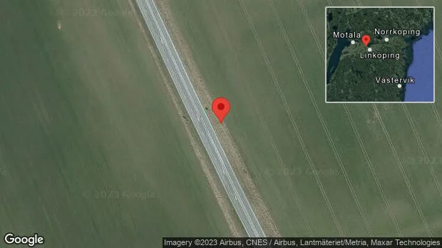 En personbil i singelolycka