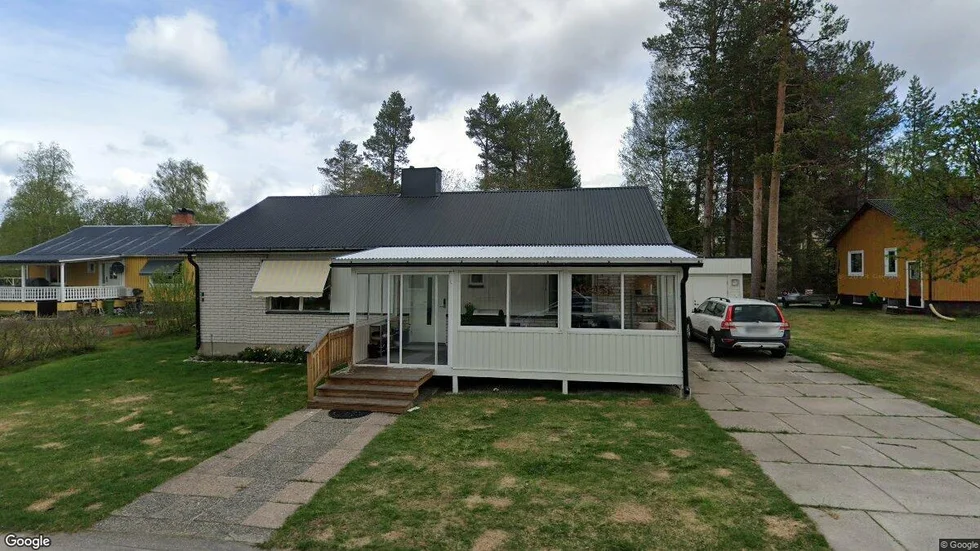Gamla Landsvägen 43