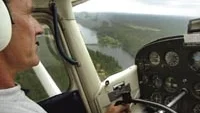 Flygspaningar är ett effektivt sätt att upptäcka skogsbränder. Frågan är vem som ska betala flygningarna. Räddningsverket vill inte stå för notan längre. Arkivbild: MATTIAS AHLM