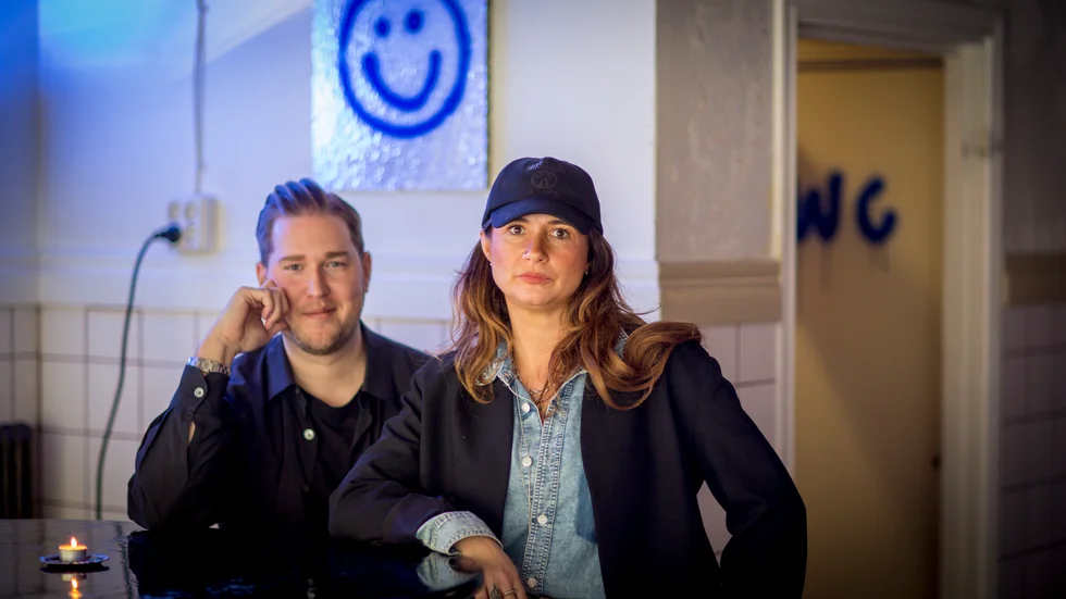Jakob Jansson och Bea Herrmann har startat pop up-vinbaren Mercurious i Katrineholm. 