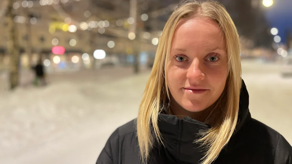 Emmy Helander flyttade till Umeå och IBK Dalen för att ta nästa steg. ”Det är ett riktigt skickligt lag”, säger hon.
