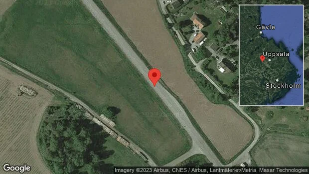 Singelolycka med en personbil på väg 272