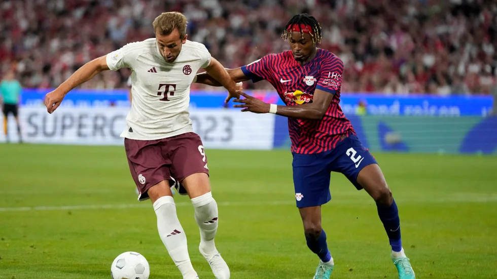 Harry Kane, till vänster, få fortsätta vänta på karriärens första titel.