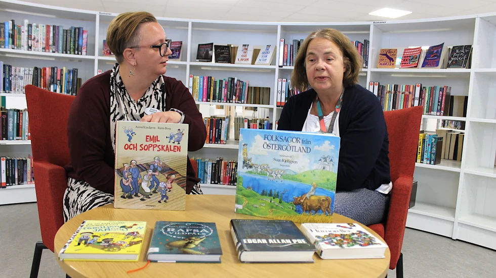 Högläsning är viktigt på många sätt både för barn och vuxna enligt Evelina Ottosson och Maria Gottberg, bibliotekarier.
