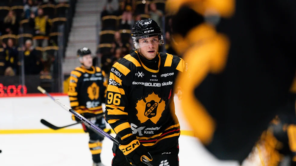 Rickard Hugg inledde målskyttet för Skellefteå AIK:s del och påbörjade vändningen.