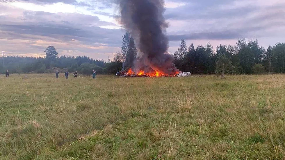 En bild från en Wagnerkopplad kanal på meddelandetjänsten Telegram av det som uppges vara det kraschade flygplanet. Bildleverantören AFP kan inte hitta oberoende bekräftelse på att det rör sig om det aktuella flygplansvraket.