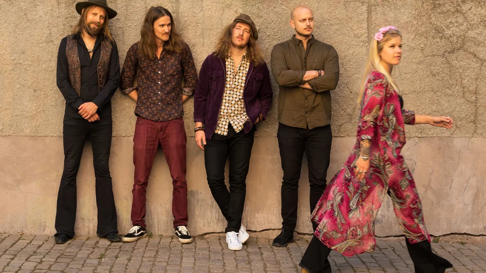 Lisa Lystam Family Band har gett ut ett knippe plattor och turnerat Sverige runt flera gånger om.