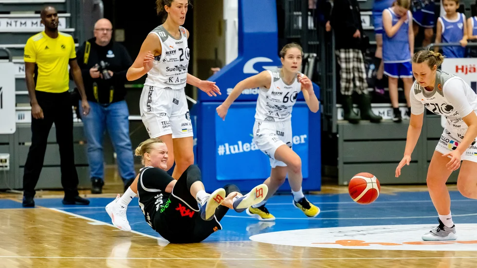 Allis Nyström.