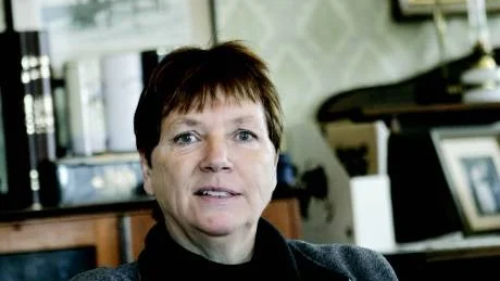 Länsantikvarie Majvor Östergren är glad över fynden och rasande över plundrarna.
