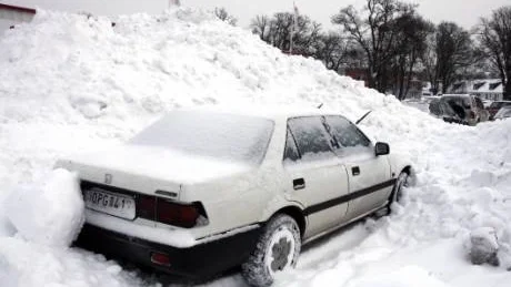 Totalt insnöad blev Anne Larssons bil sedan snöröjningen varit framme...