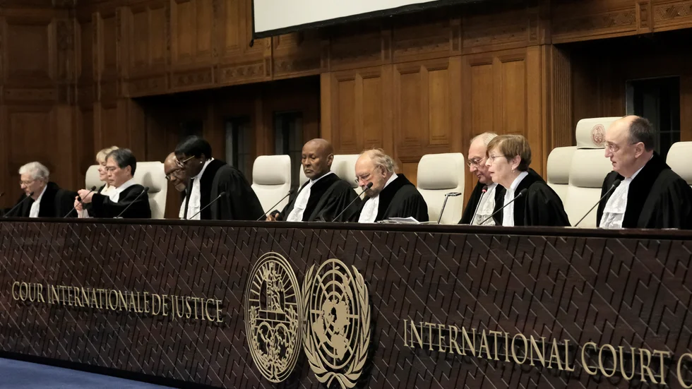 ICJ:s domare vid öppnandet av rättsprocessen där Sydafrika anklagar Israel för "folkmordsliknande agerande", något Israel starkt förnekar.