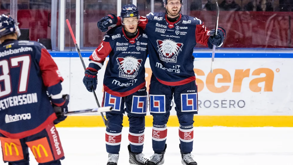 Sebastian Strandberg och Christoffer Ehn jublar efter 3-1.
