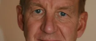 Han ska rädda öns sjukvård