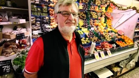 Vemodigt. Leif Eriksson har trivts med ett liv som handlare, och affären går bra. Det blir ett vemodigt farväl när han nu går i pension.