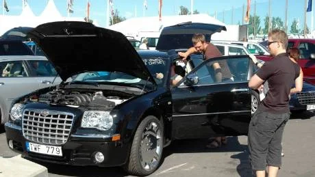 Noliamässan Umeå 2007
Chrysler 300C 2,7 V6 Touring
331.400 kr