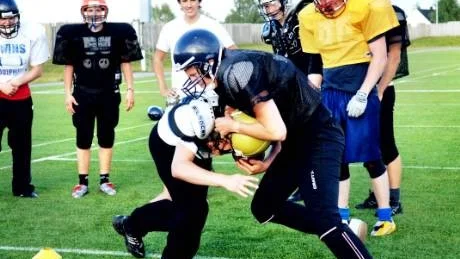 Kuriren testar amerikansk fotboll