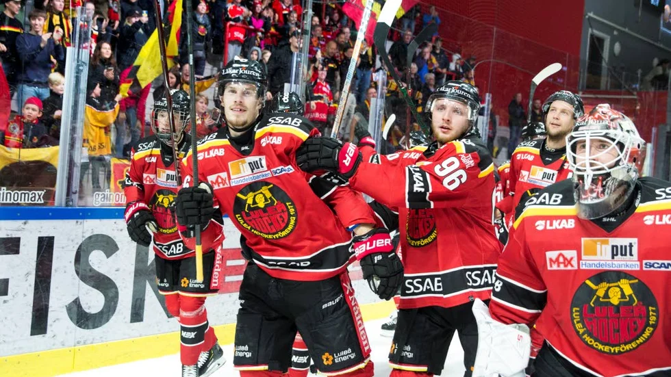I kväll har Luleå chansen att överta serieledningen.