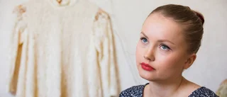 Amanda visar upp sin färgstarka personlighet