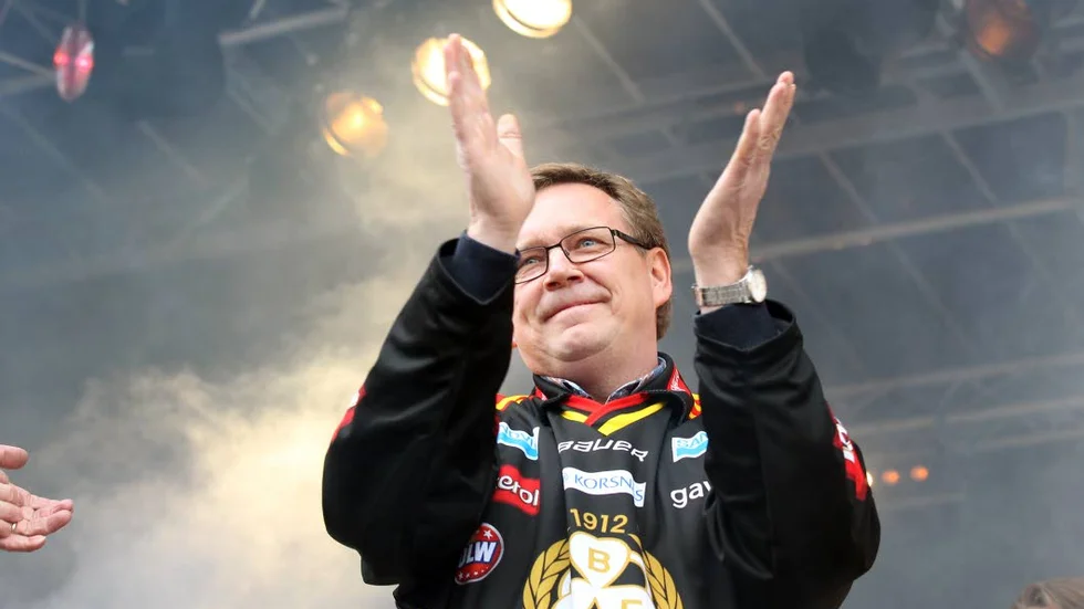 Kravet. Brynäsbasen Jan-Erik Silfverberg vill införa lönetak.